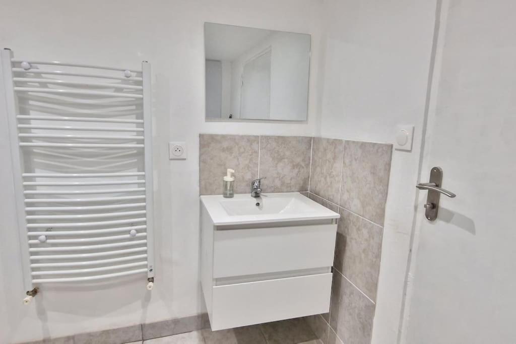 Maison Aurillac - 2 Chambres - Parking Gratuit Exterior foto